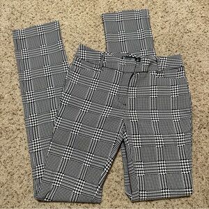 Black and White Houndstooth Check Pants